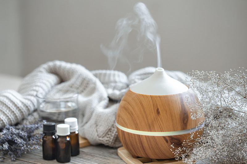 Top 5 Tinh Dầu Khuếch Tán Giúp Làm Sạch Không Khí, Thư Giãn Và Giải Tỏa Căng Thẳng