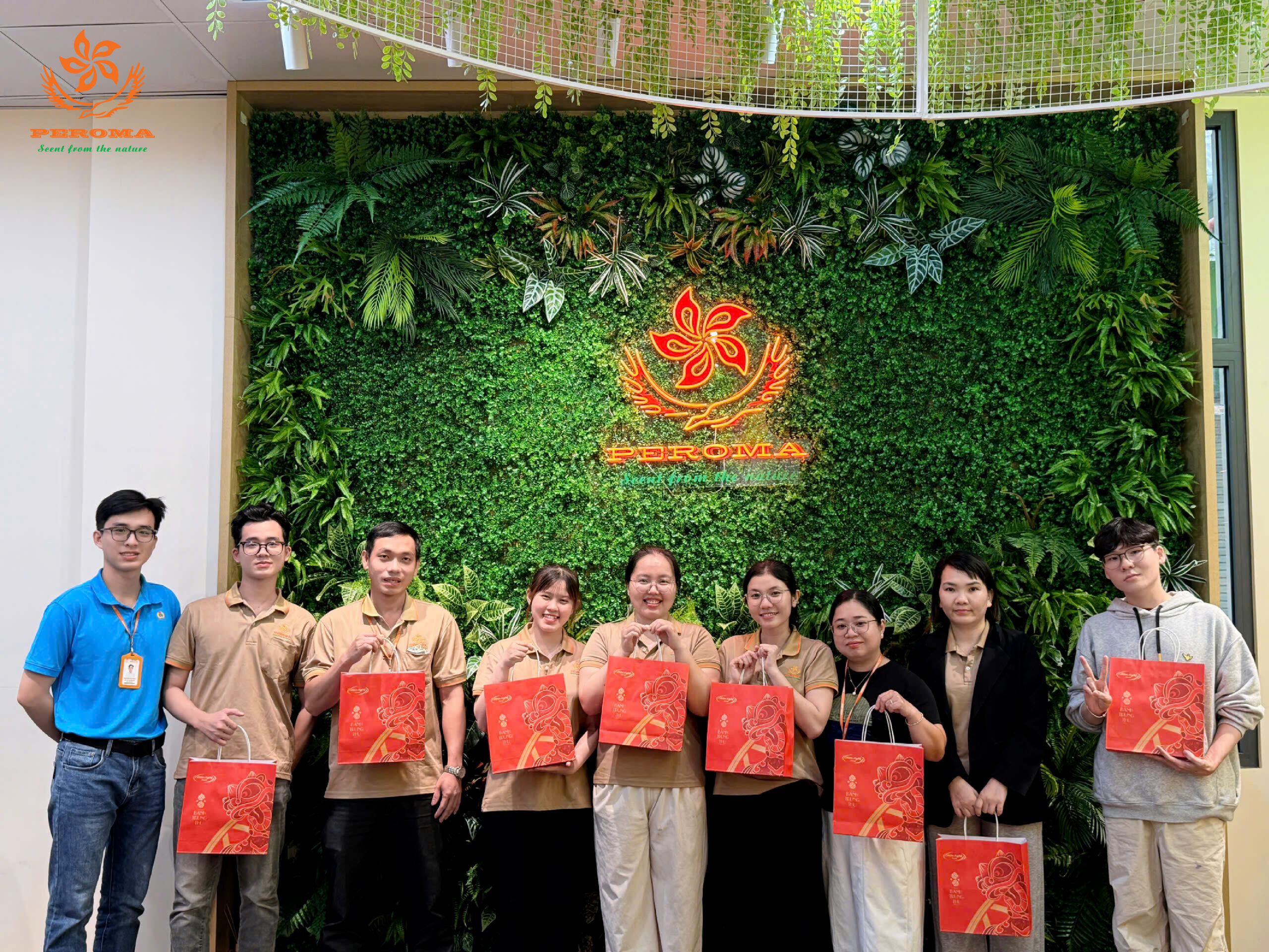 Trung Thu Ngập Tràn Yêu Thương Cùng Đại Gia Đình PEROMA
