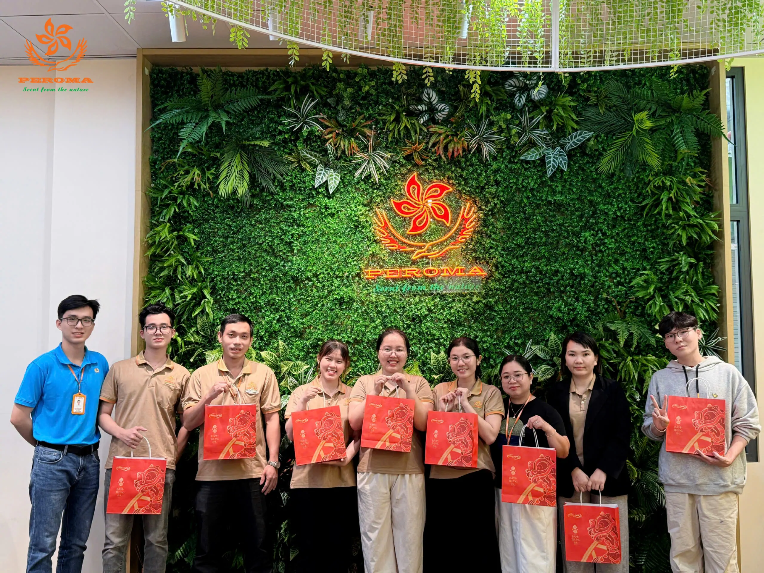 Trung Thu Ngập Tràn Yêu Thương Cùng Đại Gia Đình PEROMA